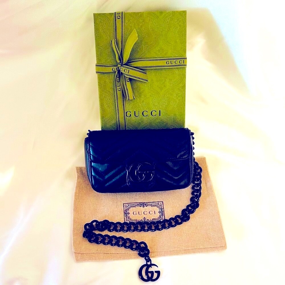 Gucci Black Mini Shoulder Bag with Chain